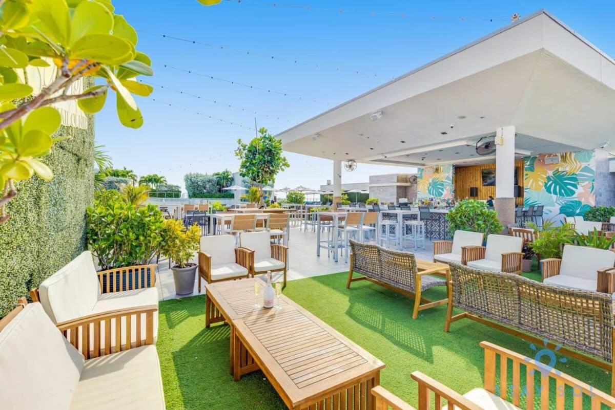 Rooftop Pool & Hot Tub - Gym - Hollywood Beach Екстер'єр фото