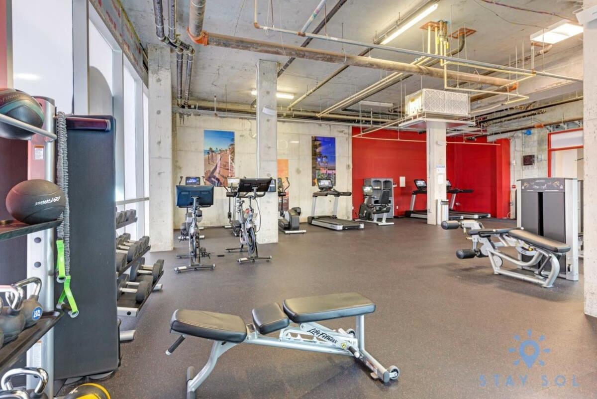 Rooftop Pool & Hot Tub - Gym - Hollywood Beach Екстер'єр фото