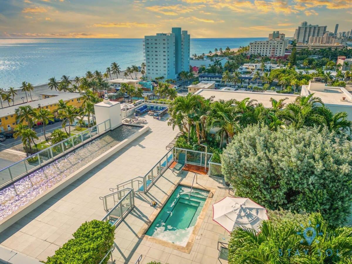 Rooftop Pool & Hot Tub - Gym - Hollywood Beach Екстер'єр фото