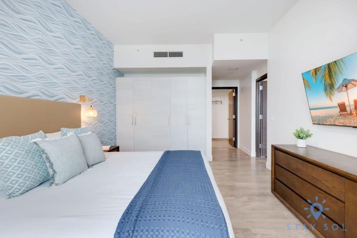 Rooftop Pool & Hot Tub - Gym - Hollywood Beach Екстер'єр фото